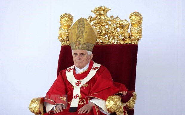 Condolences to Vietnamese Catholic community over passing of Pope Emeritus Benedict XVI
