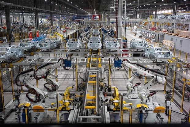 Lao media hails Vietnam’s experience in economic development