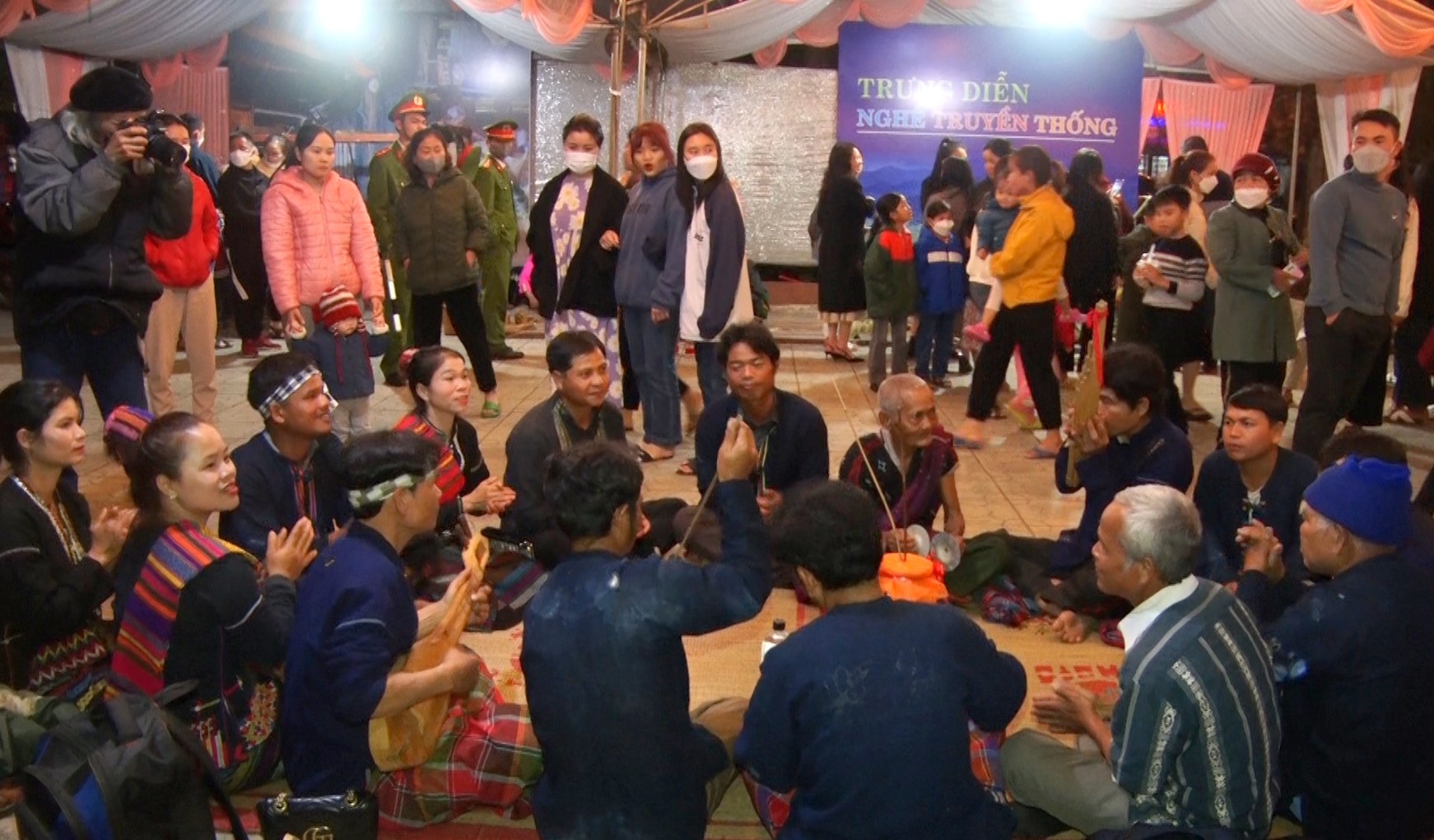 Unique Tet market in central Quang Tri province’s mountainous district