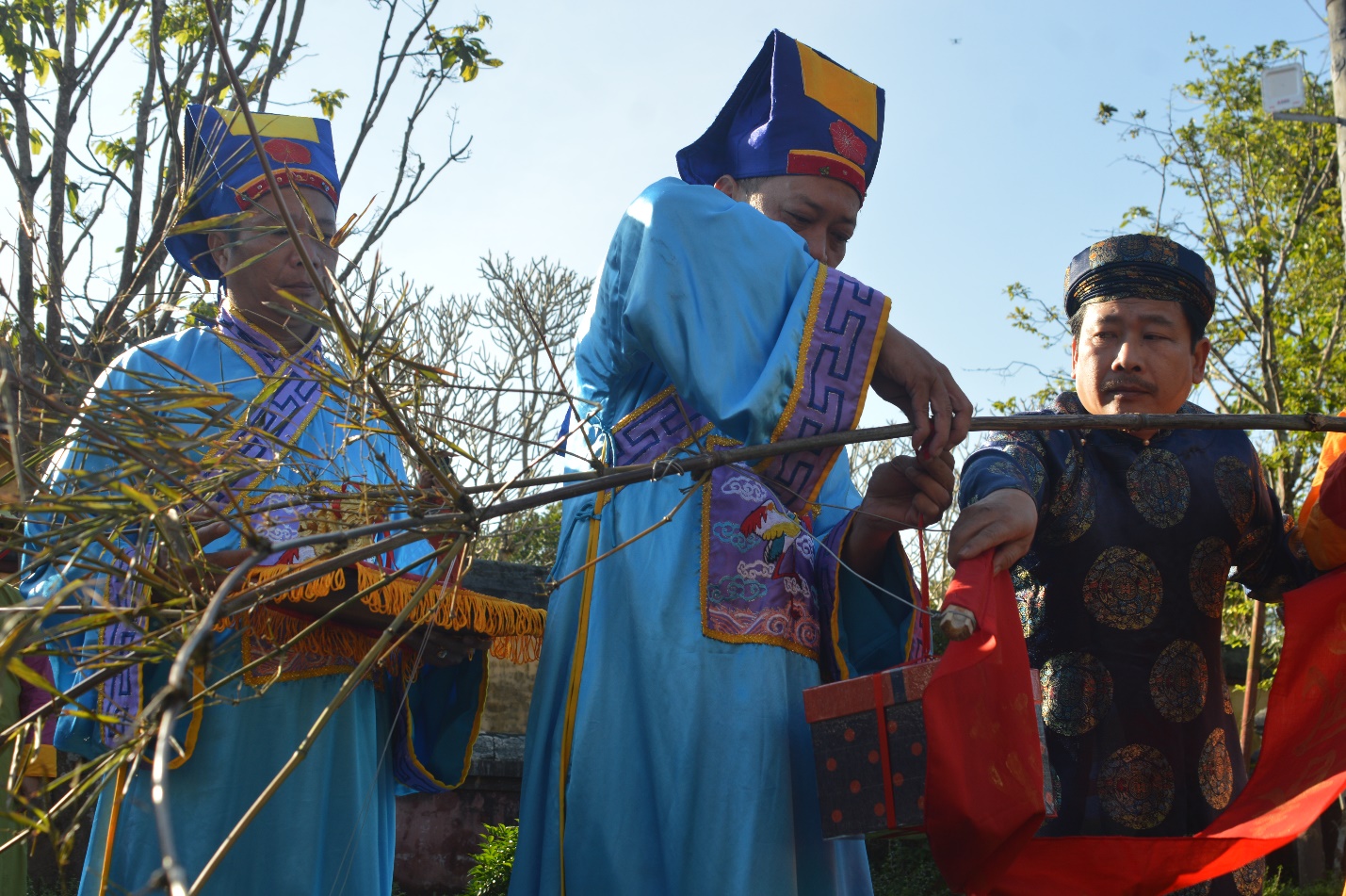 Royal style pole ceremony re-enacted in the central Hue city