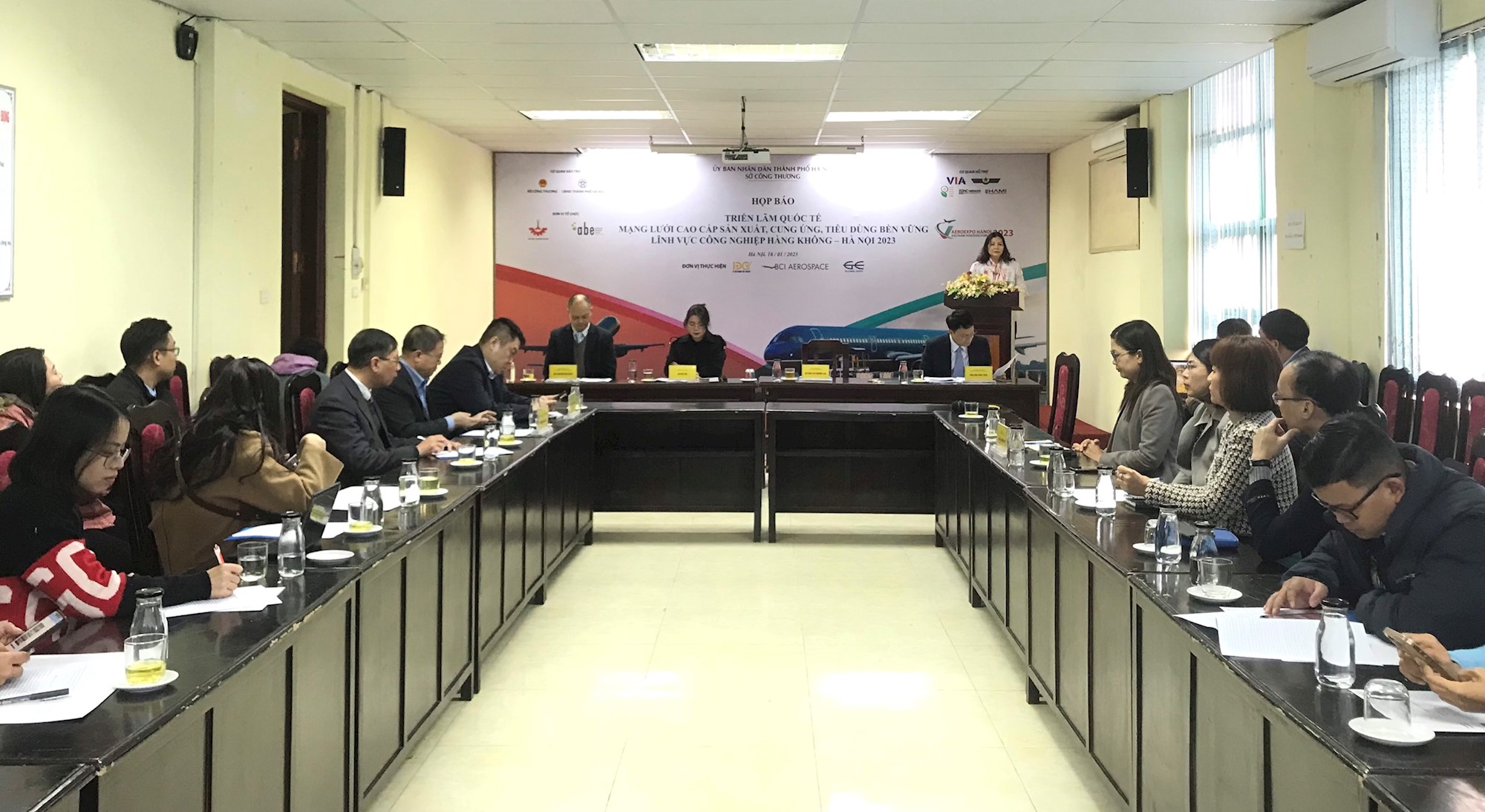 Exhibitors from 15 countries to attend AeroExpo Hanoi  Vietnam Aviation Forum 2023