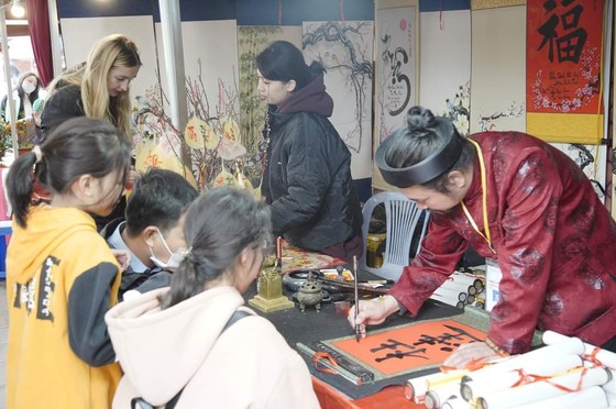 Hanoi welcomes over 330,000 visitors during Tet holiday