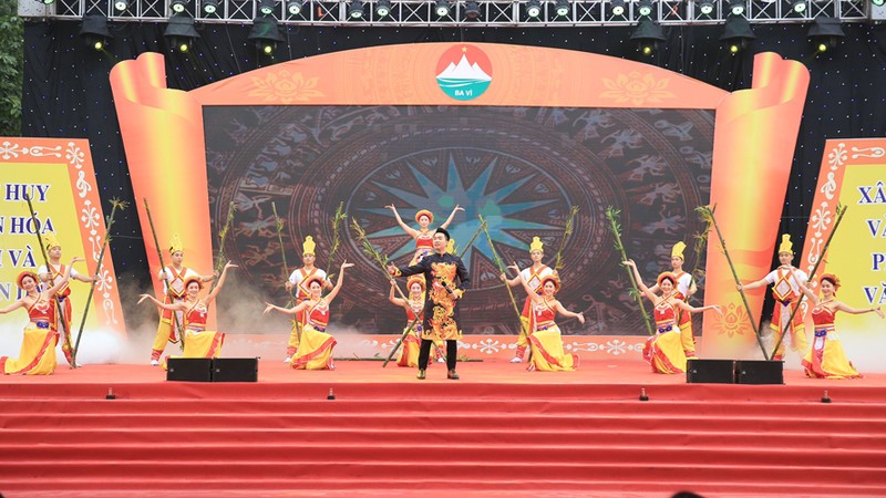 Festival honouring Tan Vien Mountain Saint opens in Hanoi’s Ba Vi District