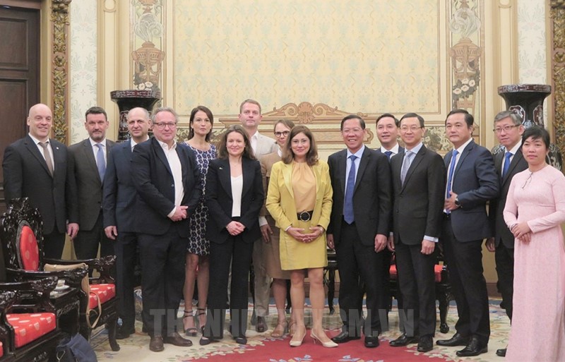 Ho Chi Minh City and German city continue to promote cooperation in diverse areas
