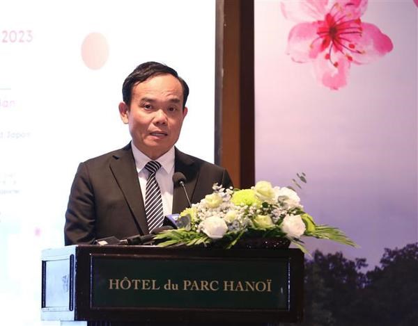 Deputy PM suggests Vietnam, Japan boost cooperation in spearhead industries