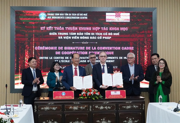Hue Monuments Conservation Centre cooperates with EFEO in cultural heritage preservation