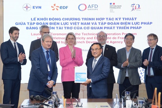 France supports Vietnam to reduce emissions by 30 in electricity industry