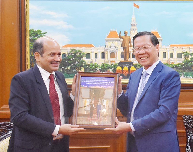 Promoting cooperation programs between HCMC and India