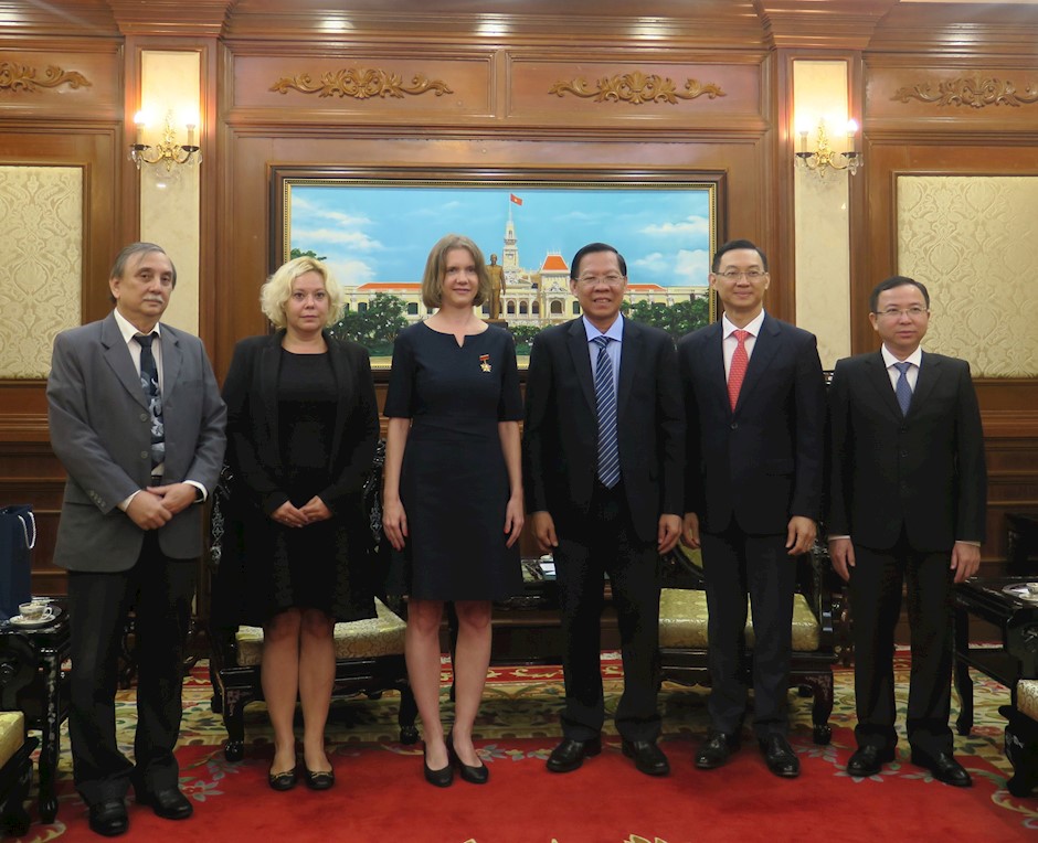 Ho Chi Minh City expands cooperative relationship with Hungary