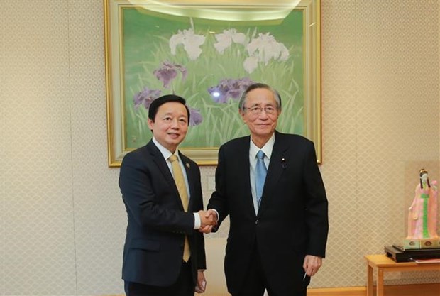 Deputy PM Tran Hong Ha meets Japanese parliamentarians in Tokyo