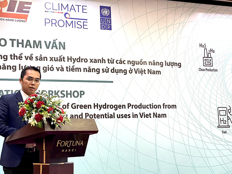 Advancing green hydrogen production from solar and wind power sources and potential uses in Viet Nam