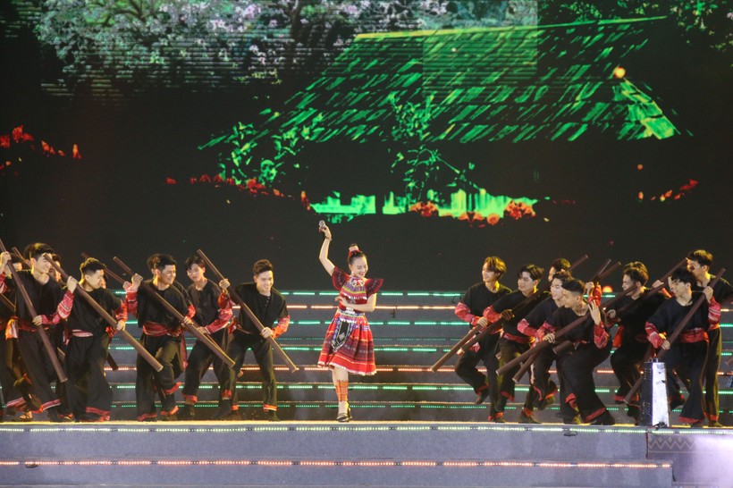 Bauhinia Flowers Festival in Dien Bien province