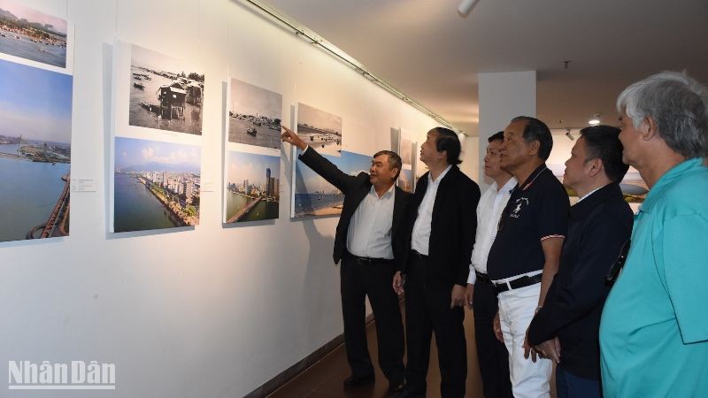 52 pictures on Da Nang displayed