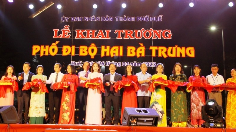 Hue city launches Hai Ba Trung Pedestrian Street