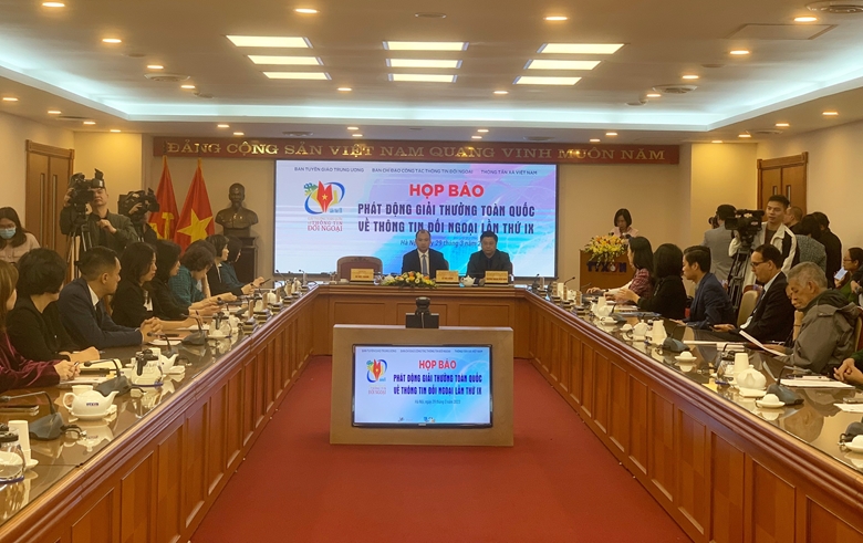 9th National External Information Service Awards launched in Hanoi