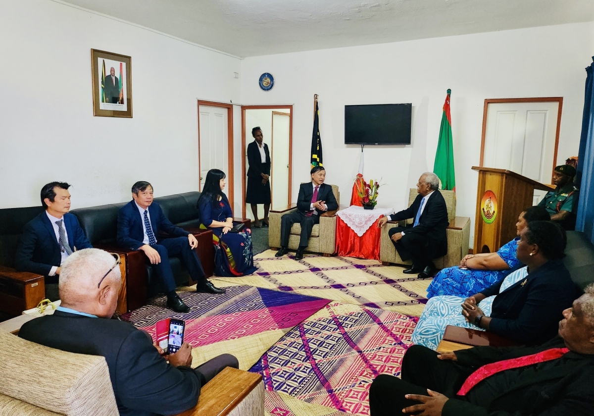 Vanuatu desires to expand cooperate with Vietnam