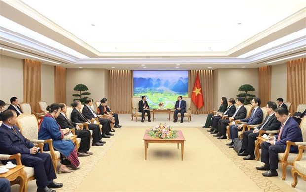 PM receives leader of Lao Front for National Construction