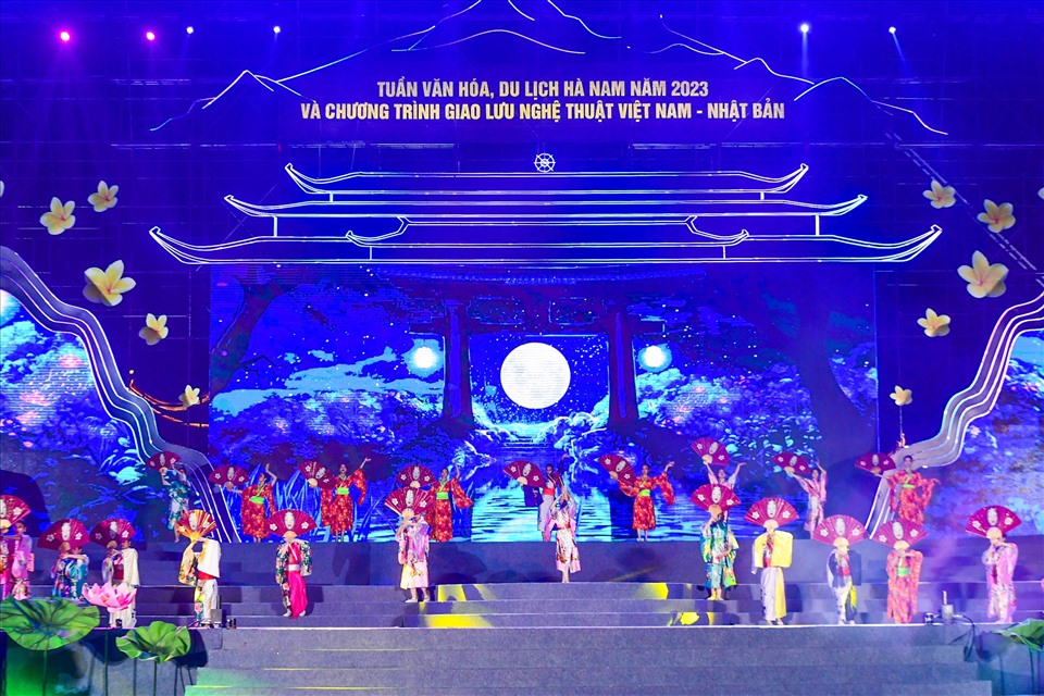 Japan traditional art exchange in northern Ha Nam province