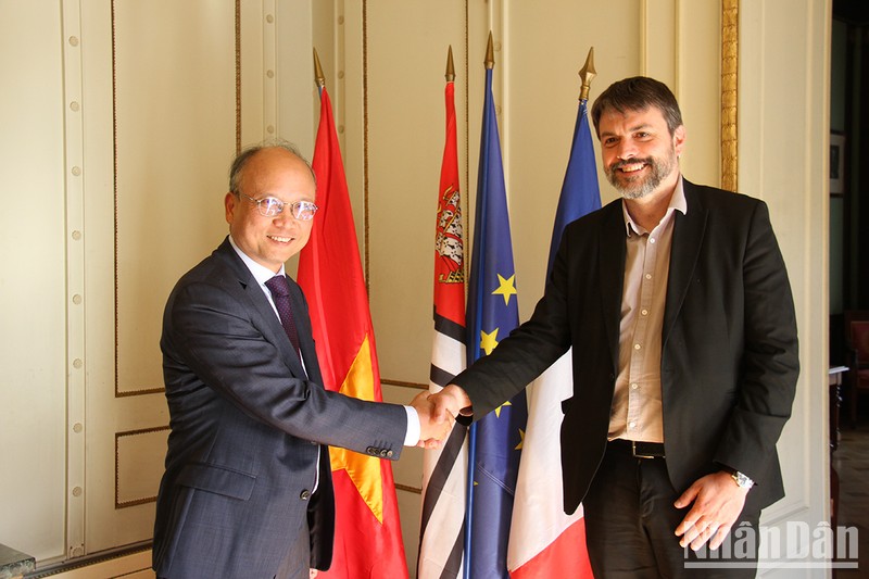 France’s city interested in promoting ties with Vietnamese localities
