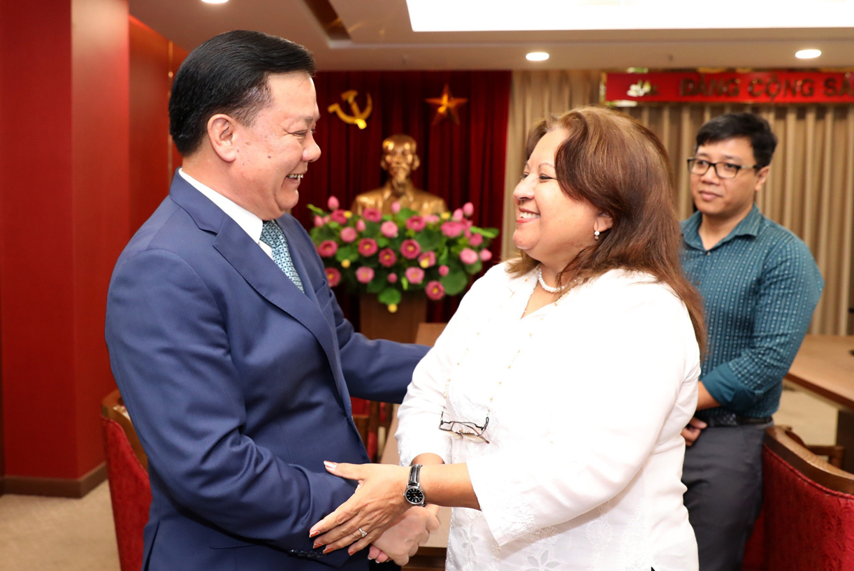 Hanoi constantly boosts friendship and cooperation with Cuba