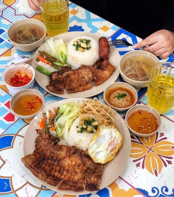 Broken rice ranks second among top 100 most tasty rice dishes in Asia by TasteAtlas