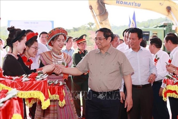 PM attends groundbreaking ceremony of Tuyen Quang-Ha Giang expressway