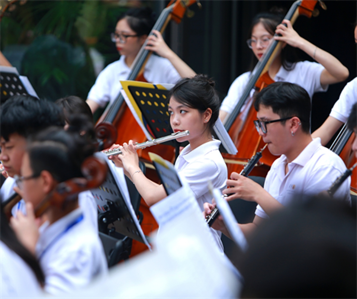 Free performances bring classical music closer to Vietnamese audience