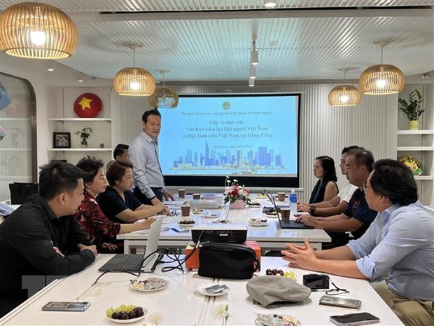Strengthening connection with overseas Vietnamese in Hong Kong and Macau