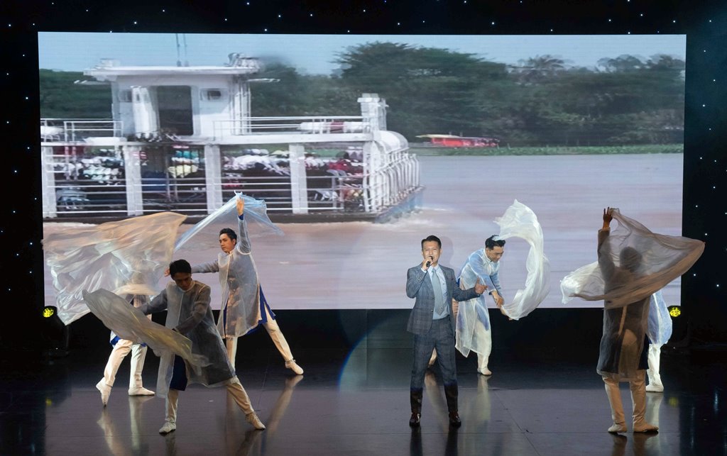 National Music Festival in southern An Giang province