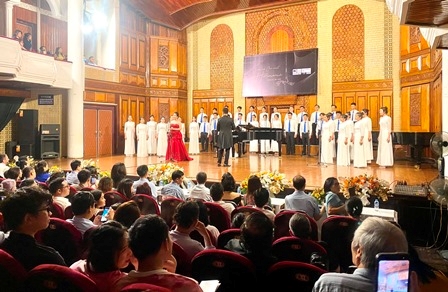 Vietnam - Romania Friendship Concert in Hanoi