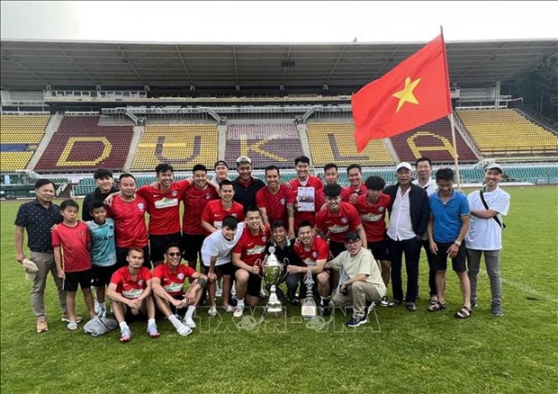 Vietnamese football team defends championship at Czech Senate’s football tournament