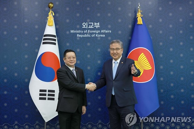 RoK suggests establishing comprehensive strategic partnership with ASEAN