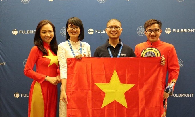 US Embassy recuites candidates for Fulbright Program Vietnamese Teaching Assistant
