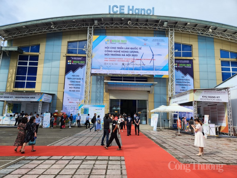 Over 100 foreign businesses join in Entech Hanoi 2023