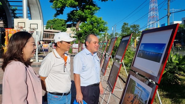 Photos on South-Central Coast and Central Highlands on display