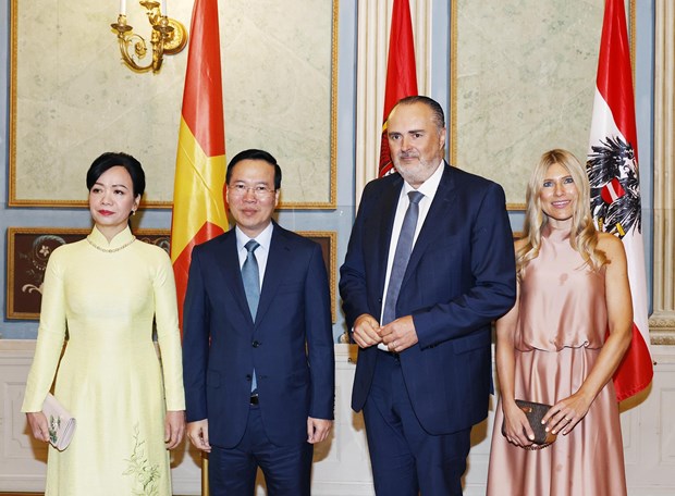 President Vo Van Thuong meets governor of Burgenland state of Austria