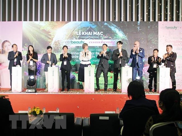 International beauty exhibition take place in HCMC