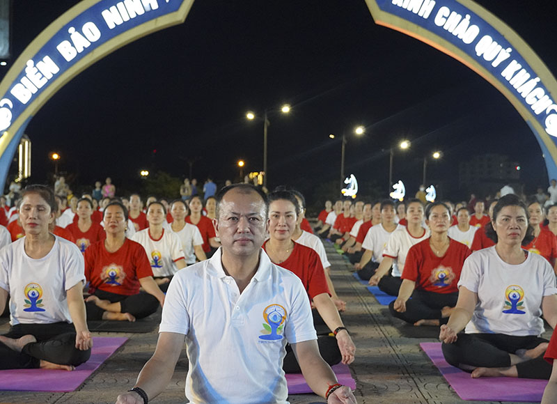 Quang Binh province responds International Day of Yoga