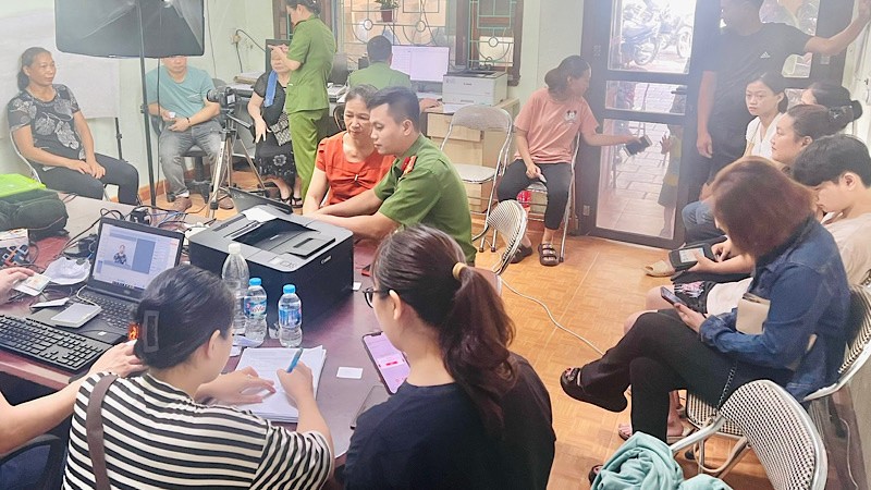 Supporting smartphones for poor households in Bac Kan northern mountainous province