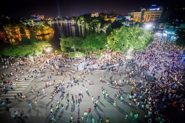 Developing night-time tourism to attract more visitors to Hanoi