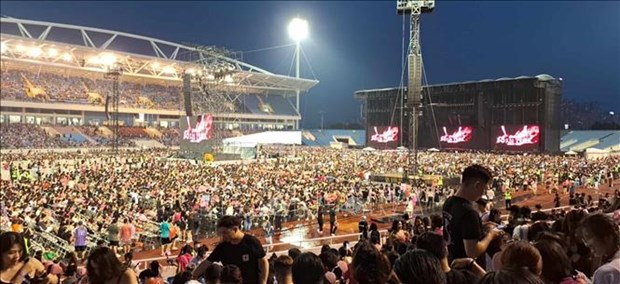 Over 3,000 int l visitors come to Hanoi for BlackPink concert