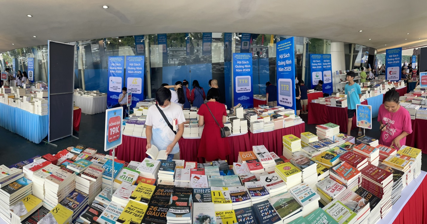 Book Fair 2023 display nearly 500,000 book copies