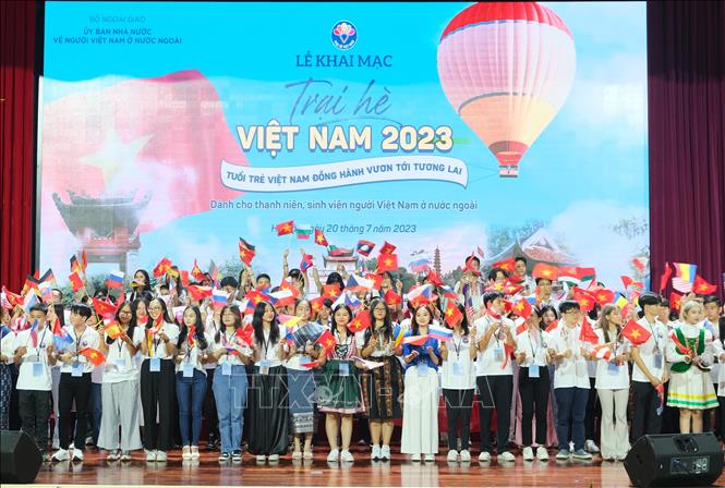 Workshop discusses attraction of overseas Vietnamese resources for tourism development