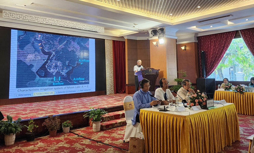 Discussing value of Hue cultural heritages and surrounding areas