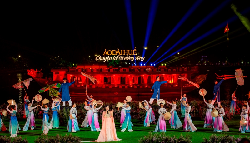 Hue Ao Dai Festival 2023 in Hue city