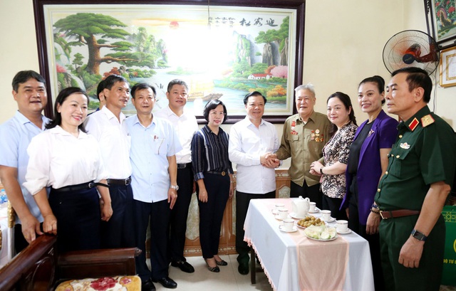 Over 3,100 gifts to be presented to revolution contributors on occasion of National Day