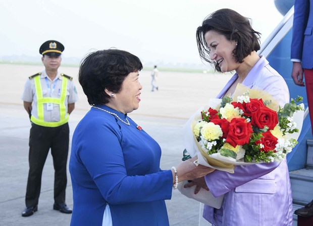 President of Belgian Senate arrives in Hanoi, starting official visit to Vietnam