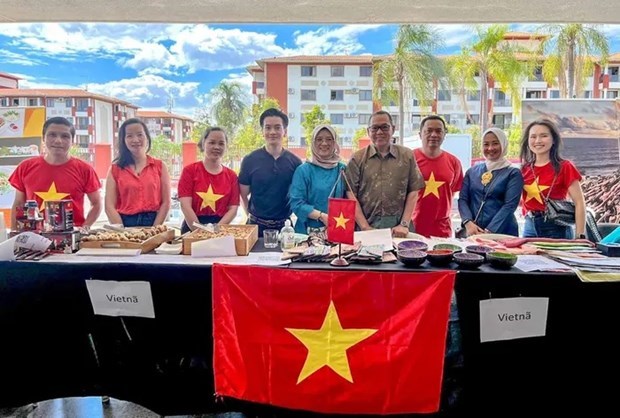 Vietnamese culture and food introduced at Asia-Oceania fair in Brazil