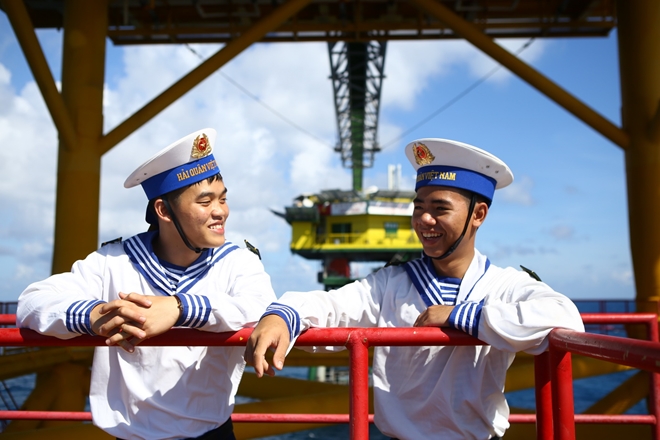 Photos on Vietnam’s sea and island cultural heritage introduced in Binh Thuan