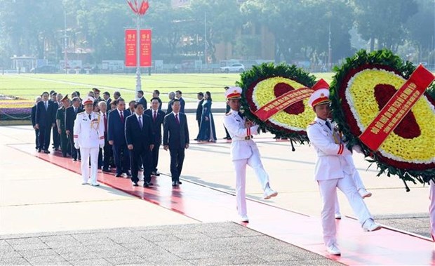 Leaders pay tribute to President Ho Chi Minh on National Day